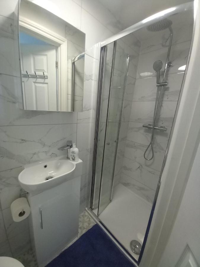 Mari London Holiday Room Ilford Zewnętrze zdjęcie